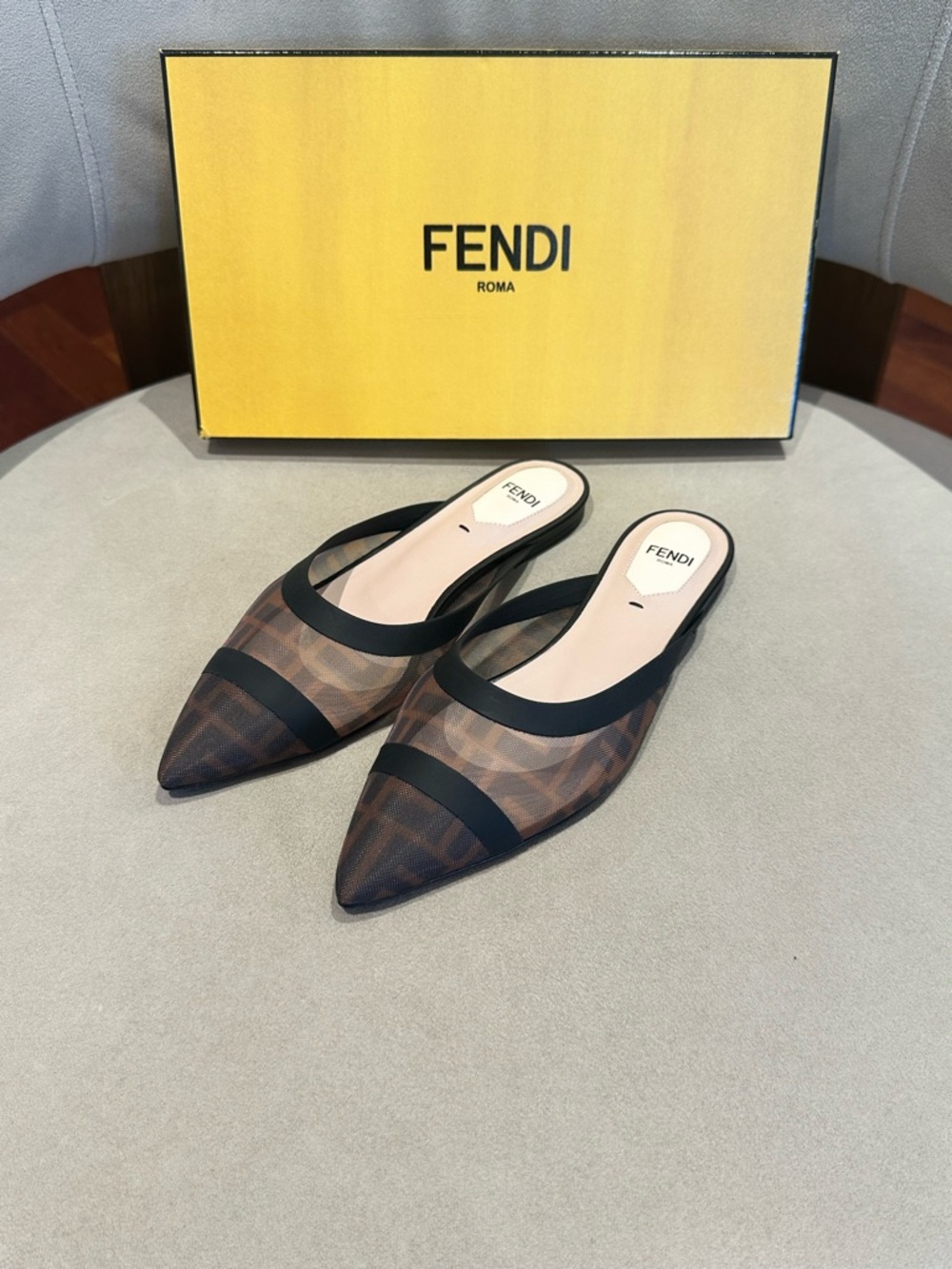 New Auth Fendi Brown Monogram Pointed-Toe Slip-On Mules Flat